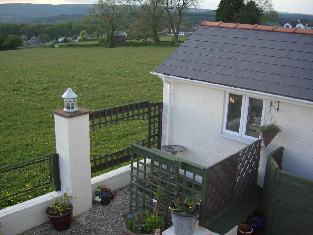 Dean Valley Panorama Bed & Breakfast Lydney Exterior foto